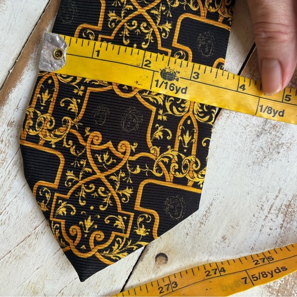ERVE JACQUES men’s vintage baroque floral ornate silk tie black yellow gold EUC - Picture 8 of 8